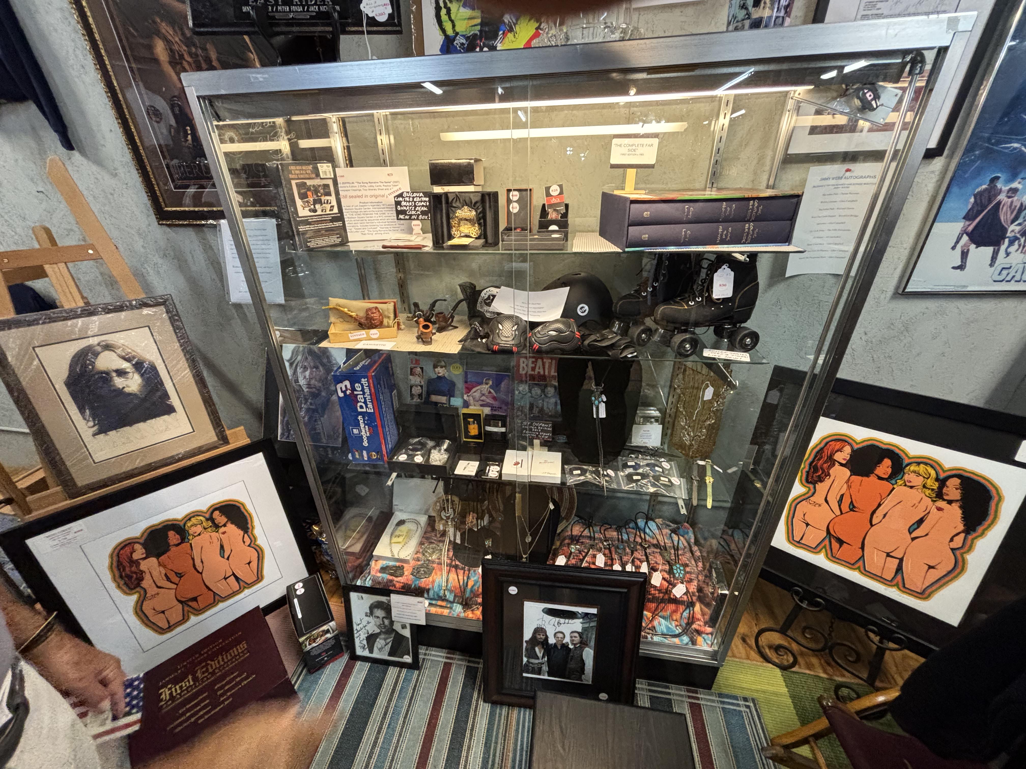 Glass cabinet display