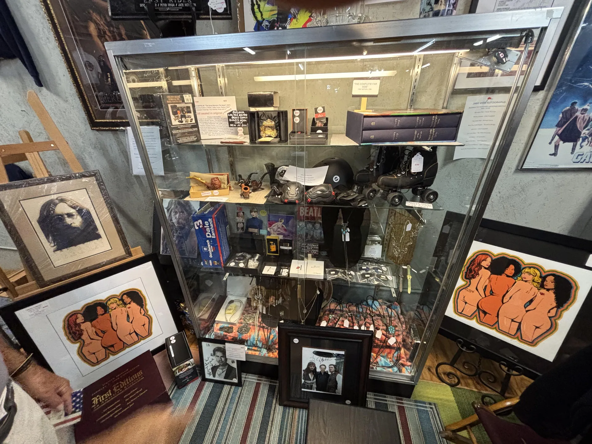 Glass cabinet display